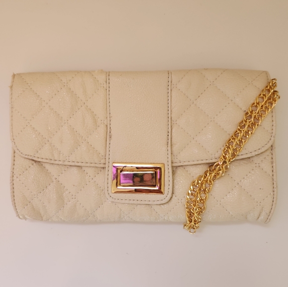 Aldo Cream Quilted Crossbody Clutch with Gold Chain - Picture 1 of 10